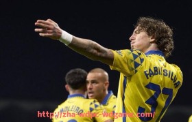 问鼎娱乐官方网站-世俱杯比赛中射门角度分布的全面统计与趋势研究